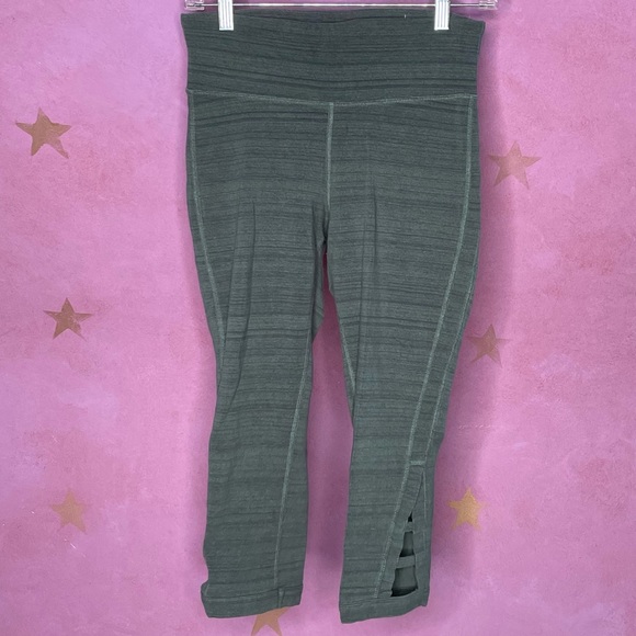 Xersion Pants - Xersion Cropped  Athletic Leggings Size Medium